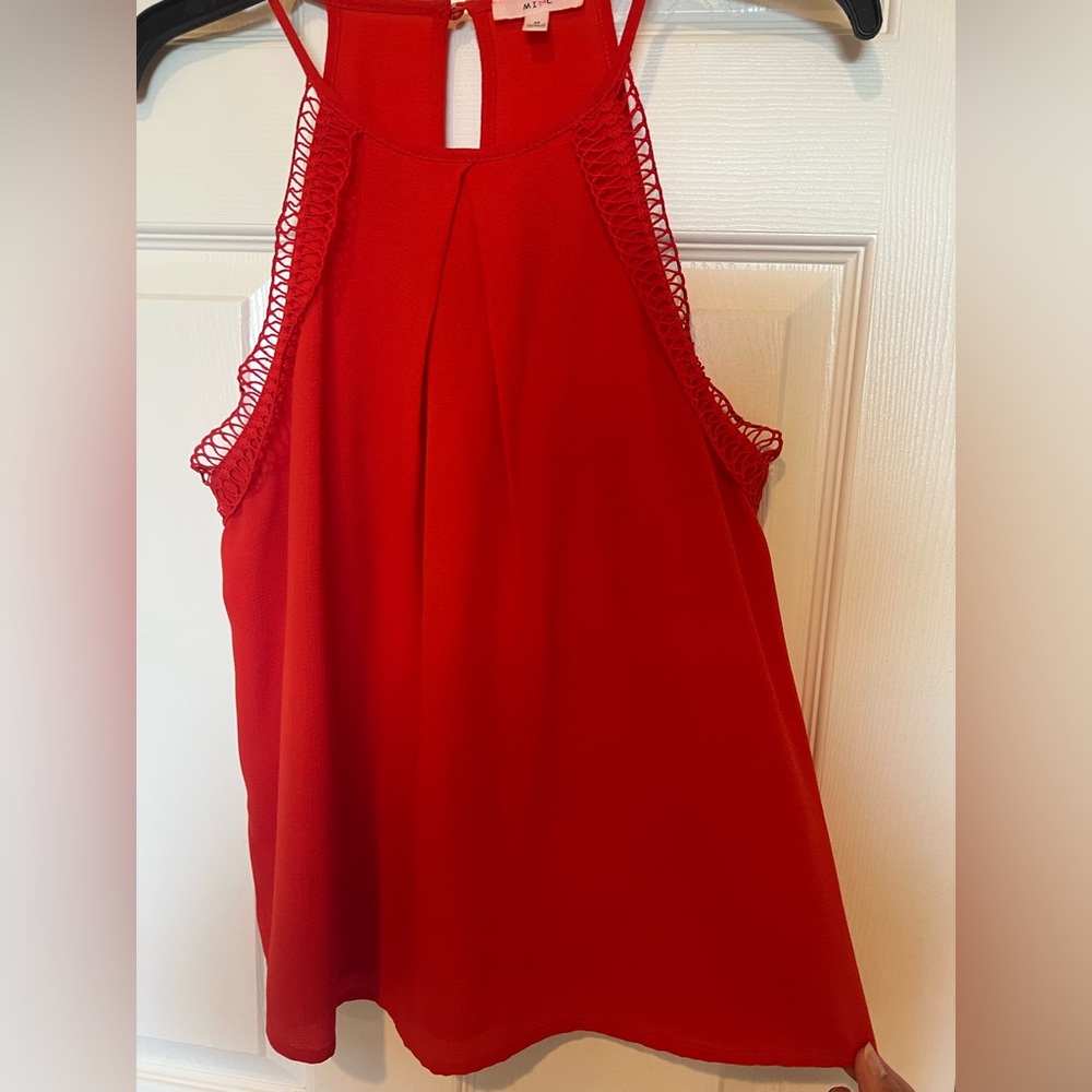 Mine Asymmetrical Red Sleeveless Tank Top Like New